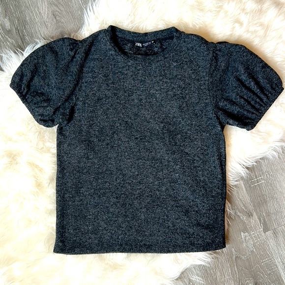 Cute, charcoal, elevated short sleeved top - Picture 1 of 4